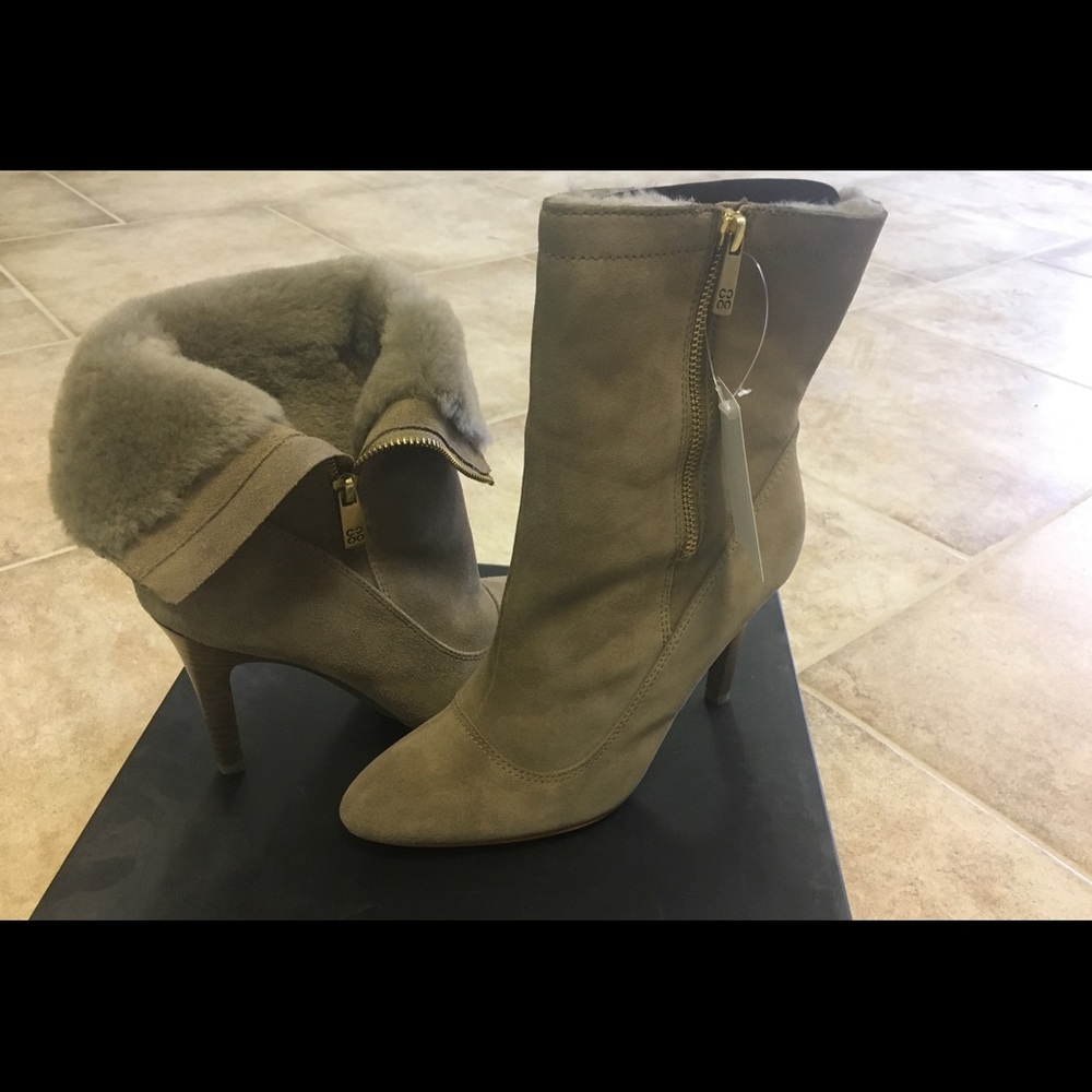 NWT Coach boots